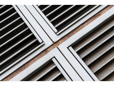 Роль алюминиевых профилей в создании систем вентиляции и кондиционирования в зданиях