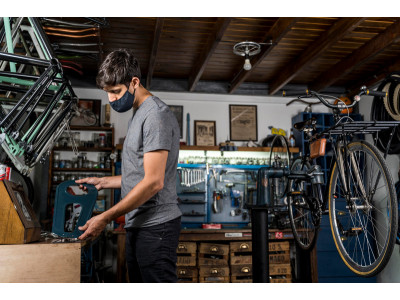 Как сделать подвесную систему для велосипедов на алюминиевом каркасе в гараже Как сделать подвесную систему для велосипедов на алюминиевом каркасе в гараже