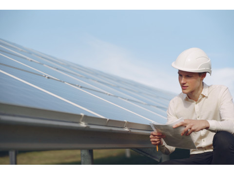 Practical application of aluminum profiles in solar systems