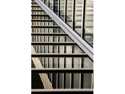 Сравнение алюминиевых и стальных конструкций с точки зрения экономии