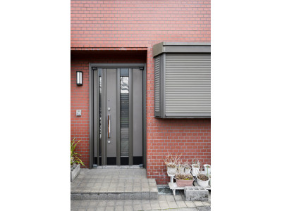 Aluminum profiles for creating security systems