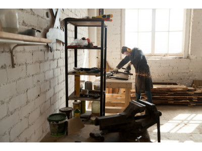 Aluminum profiles for creating modular shelving in workshops