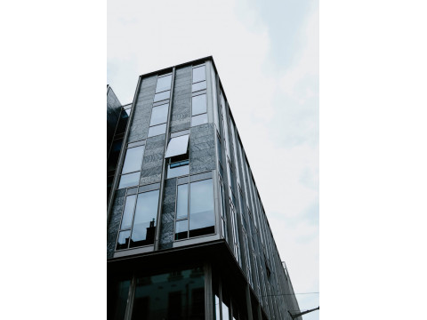 Реконструкція фасадів із застосуванням сучасного алюмінієвого профілю